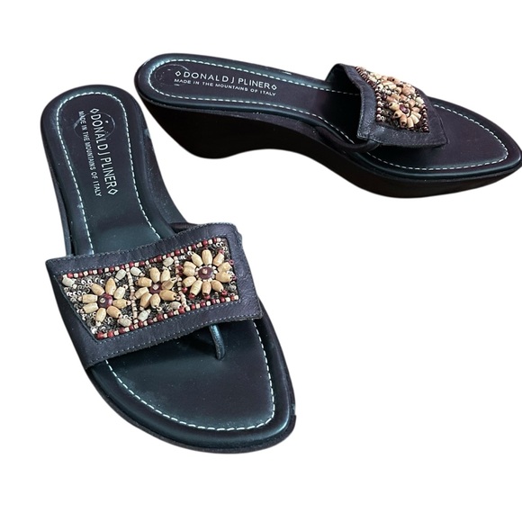 Donald J. Pliner Shoes - Donald J Pliner Slide Sandals Beaded Floral Italy Brown Tan Women’s Size 10
